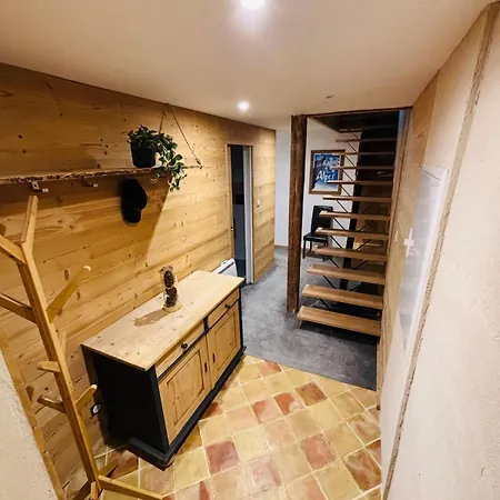 Διαμέρισμα Charming Duplex With Balcony -