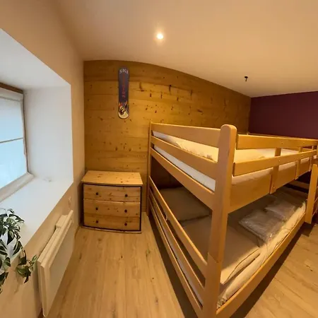 Charming Duplex With Balcony - Apartament